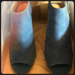 Lucky Brand blue sandals. Worn once.